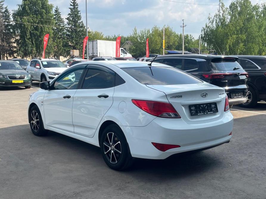 Hyundai Solaris I Рестайлинг Альметьевск  - изображение 5
