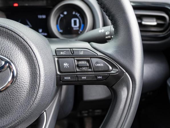 Toyota Yaris Cross I с пробегом 2020 года, цена 2 330 000 рублей, 29410 км, внедорожник, Автокод Объявления