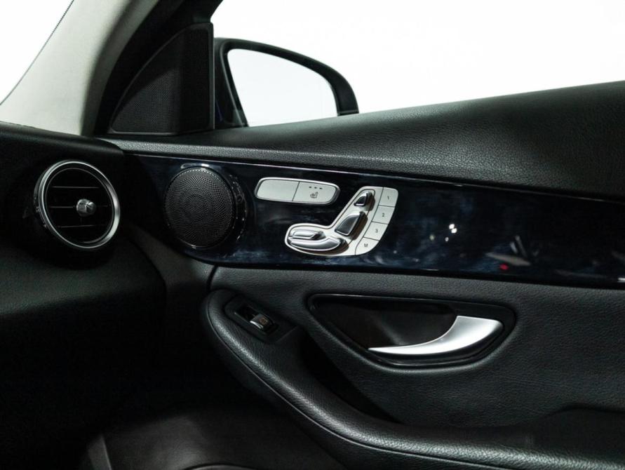 Mercedes-Benz C-Класс IV (W205) Рестайлинг Санкт-Петербург  - изображение 19
