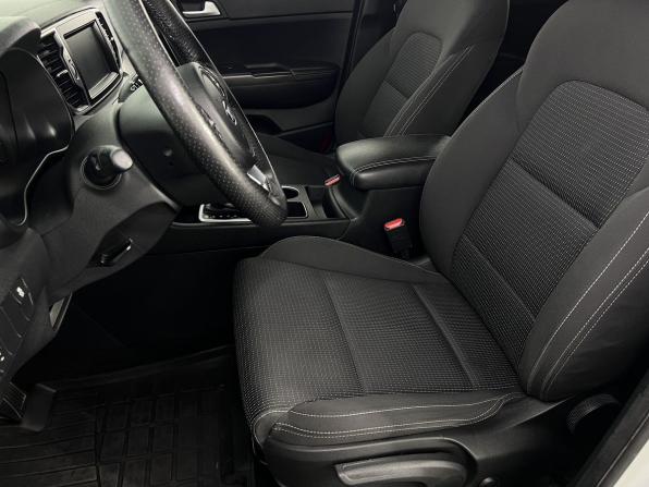 Kia Sportage IV с пробегом 2017 года, цена 2 230 000 рублей, 87000 км, внедорожник, Автокод Объявления