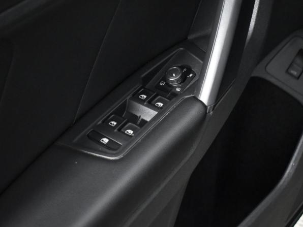 Volkswagen Tiguan II с пробегом 2018 года, цена 2 376 000 рублей, 182999 км, внедорожник, Автокод Объявления