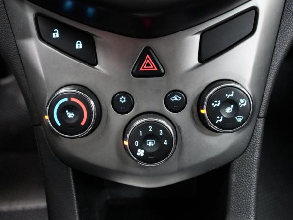 Chevrolet Aveo II с пробегом 2015 года, цена 595 000 рублей, 165000 км, седан, Автокод Объявления