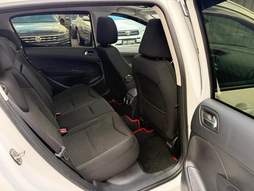 Peugeot 308 I Рестайлинг Ростов-на-Дону  - изображение 18
