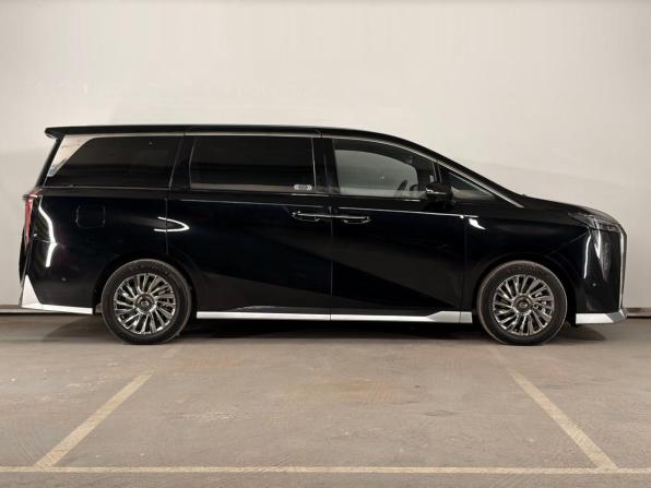 GAC M8 с пробегом 2024 года, цена 4 650 000 рублей, 17798 км, минивэн, Автокод Объявления