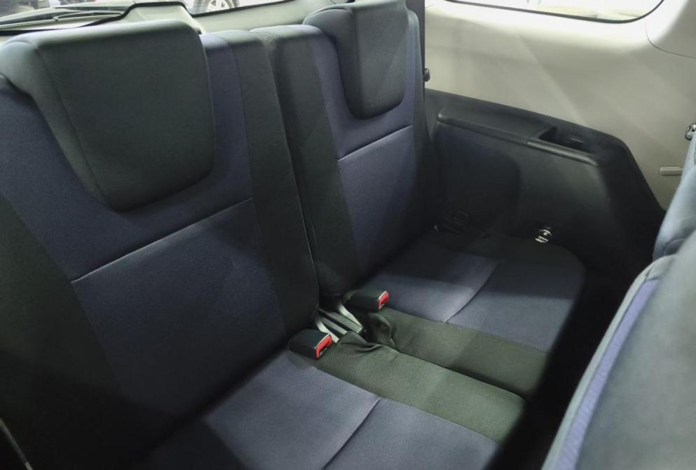 Toyota Wish II Екатеринбург  - изображение 13