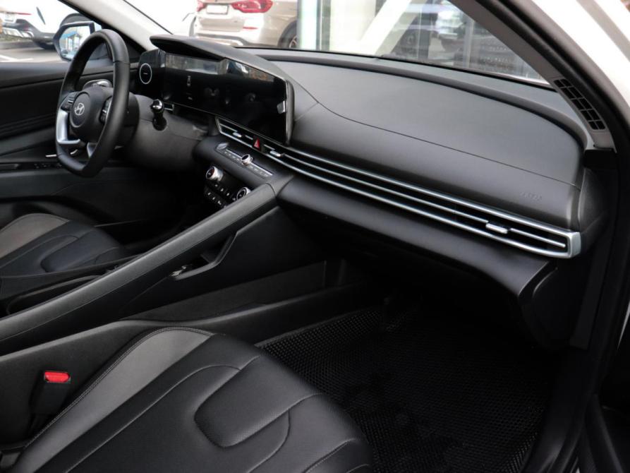 Hyundai Elantra VII (CN7) Рестайлинг Химки  - изображение 8