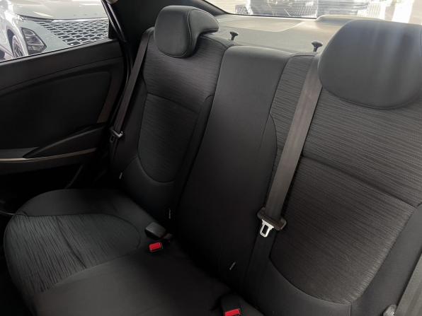 Hyundai Solaris I Рестайлинг с пробегом 2014 года, цена 945 000 рублей, 131849 км, седан, Автокод Объявления