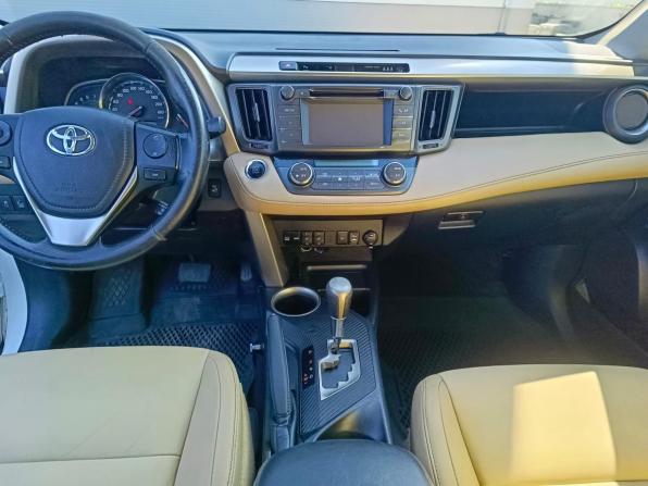 Toyota RAV4 IV (XA40) Рестайлинг с пробегом 2015 года, цена 2 029 000 рублей, 160000 км, внедорожник, Автокод Объявления