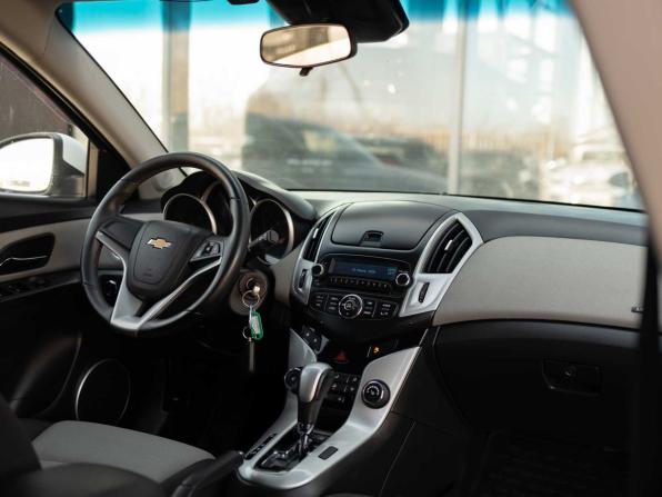 Chevrolet Cruze I Рестайлинг с пробегом 2014 года, цена 830 000 рублей, 193763 км, хэтчбек, Автокод Объявления