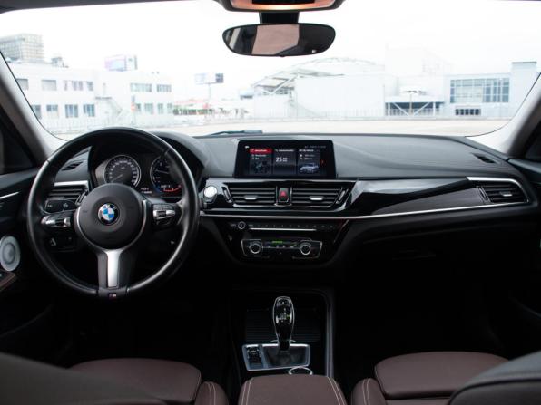BMW 1 серии III (F52) Рестайлинг с пробегом 2021 года, цена 2 698 000 рублей, 55800 км, седан, Автокод Объявления