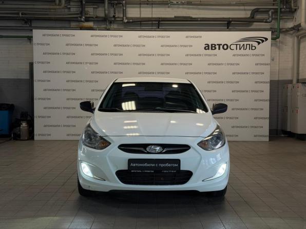 Hyundai Solaris I с пробегом 2014 года, цена 629 000 рублей, 190000 км, седан, Автокод Объявления