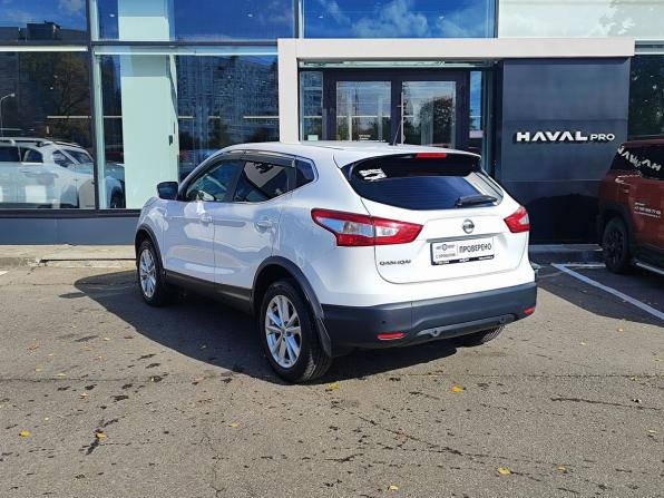 Nissan Qashqai II с пробегом 2016 года, цена 1 659 000 рублей, 114580 км, внедорожник, Автокод Объявления