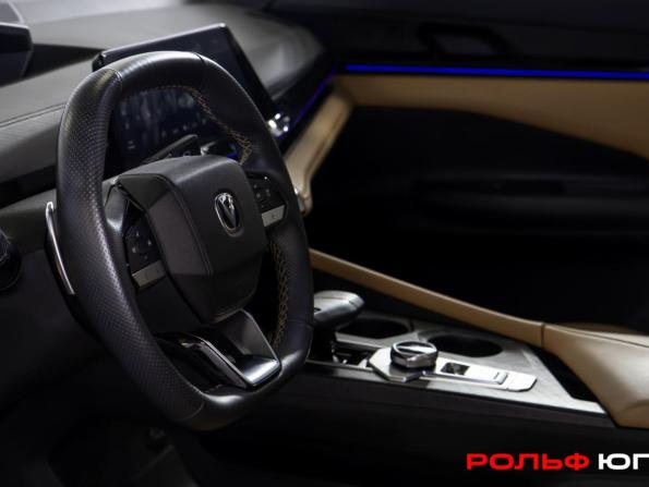 Changan UNI-V I с пробегом 2022 года, цена 2 128 000 рублей, 33231 км, лифтбек, Автокод Объявления