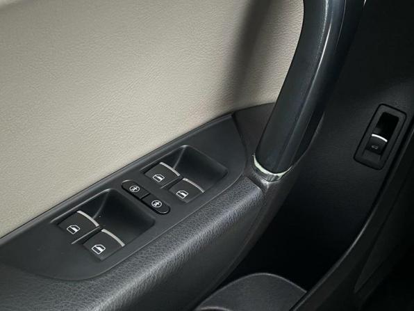 Volkswagen Touareg II Рестайлинг с пробегом 2017 года, цена 2 881 800 рублей, 183531 км, внедорожник, Автокод Объявления