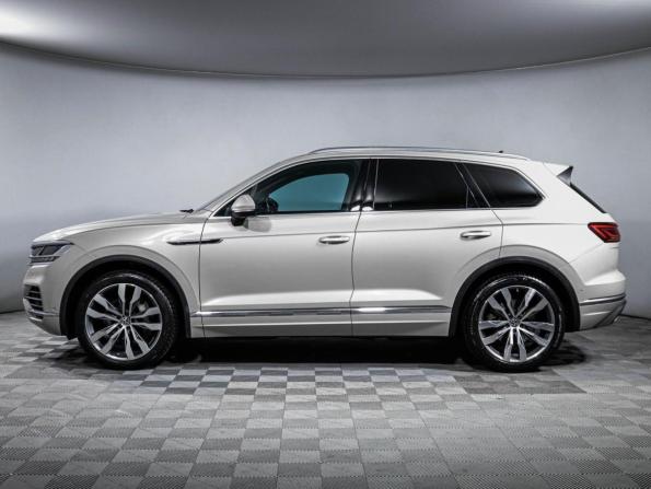 Volkswagen Touareg III с пробегом 2022 года, цена 6 690 000 рублей, 46477 км, внедорожник, Автокод Объявления