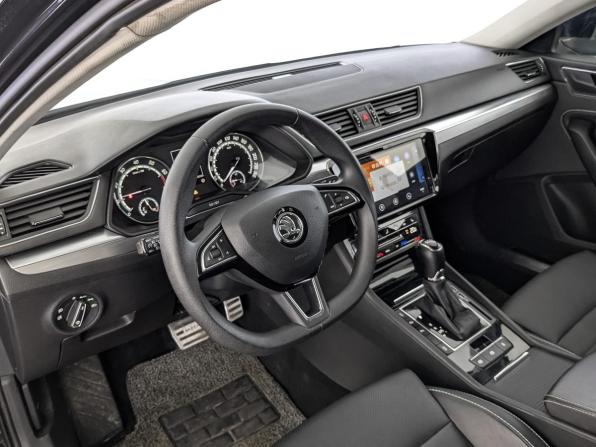 Skoda Superb III Рестайлинг с пробегом 2020 года, цена 2 449 000 рублей, 97758 км, лифтбек, Автокод Объявления