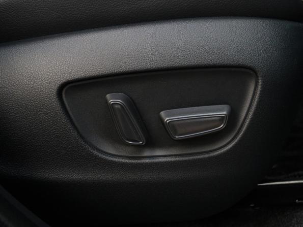 Toyota RAV4 V (XA50) с пробегом 2025 года, цена 4 490 000 рублей, 1000 км, внедорожник, Автокод Объявления