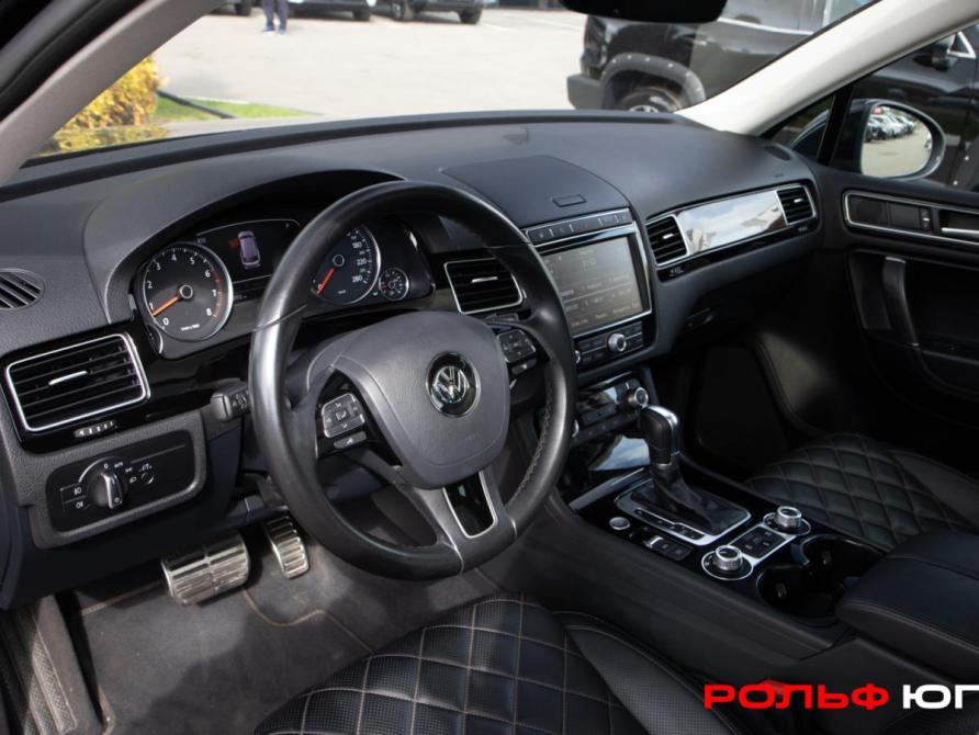 Volkswagen Touareg II Рестайлинг Москва  - изображение 11