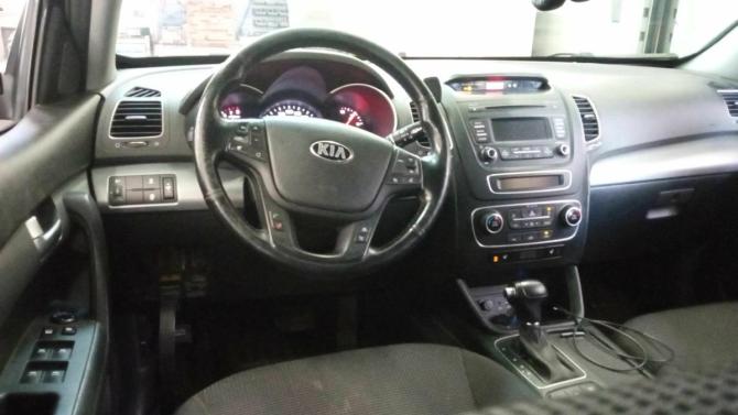 Kia Sorento II Рестайлинг с пробегом 2015 года, цена 1 520 001 рубль, 226710 км, внедорожник, Автокод Объявления