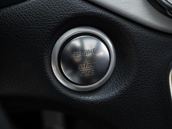 Mercedes-Benz GLA I (X156) Рестайлинг с пробегом 2019 года, цена 2 720 000 рублей, 145065 км, внедорожник, Автокод Объявления