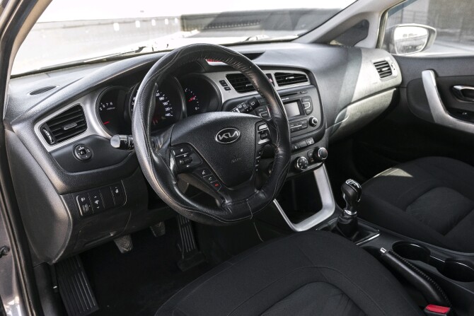 Kia Ceed II с пробегом 2015 года, цена 949 000 рублей, 274605 км, хэтчбек, Автокод Объявления