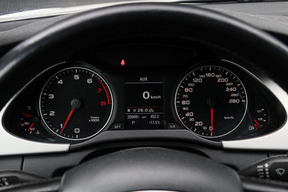 Audi A4 IV (B8) Москва  - изображение 22