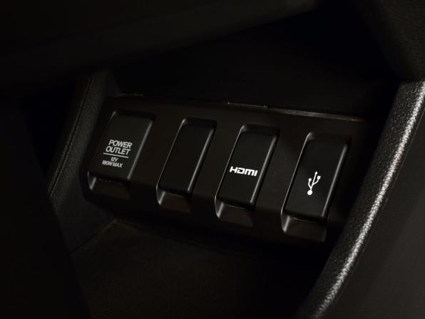 Honda Vezel I Рестайлинг с пробегом 2019 года, цена 2 145 995 рублей, 51435 км, внедорожник, Автокод Объявления
