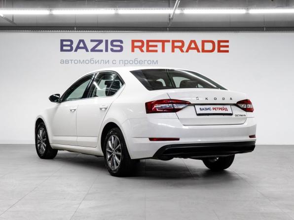Skoda Octavia III (A7) Рестайлинг с пробегом 2022 года, цена 2 199 000 рублей, 69045 км, лифтбек, Автокод Объявления