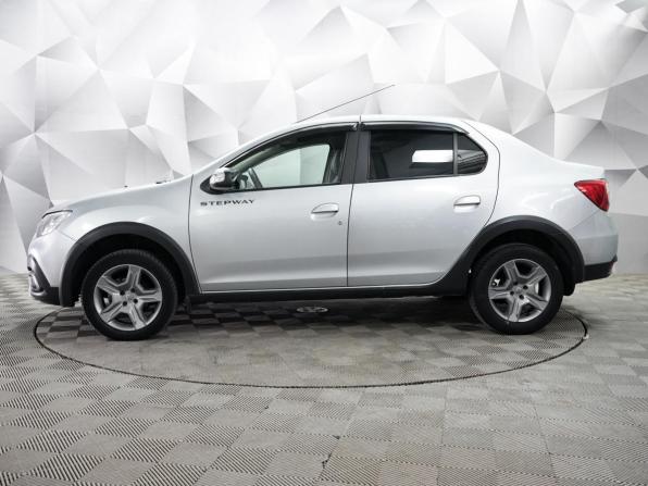 Renault Logan II Рестайлинг с пробегом 2021 года, цена 1 275 000 рублей, 82940 км, седан, Автокод Объявления