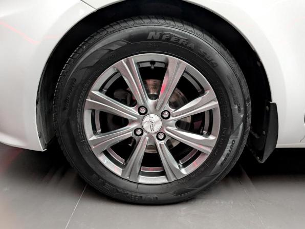 Kia Rio III Рестайлинг с пробегом 2015 года, цена 1 250 000 рублей, 83676 км, хэтчбек, Автокод Объявления