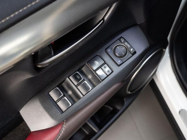 Lexus NX I Рестайлинг с пробегом 2019 года, цена 3 549 000 рублей, 143482 км, внедорожник, Автокод Объявления