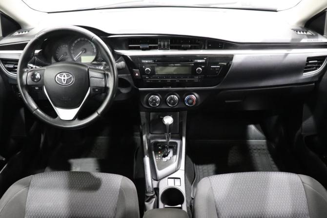 Toyota Corolla XI (E160 E170 E180) с пробегом 2015 года, цена 1 355 000 рублей, 140356 км, седан, Автокод Объявления