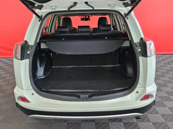 Toyota RAV4 IV (XA40) Рестайлинг с пробегом 2015 года, цена 2 030 000 рублей, 149283 км, внедорожник, Автокод Объявления