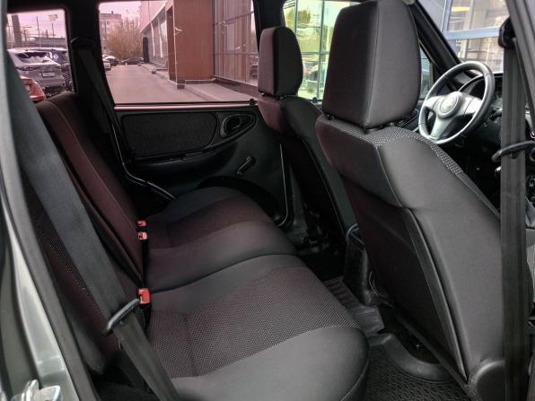 Chevrolet Niva I Рестайлинг с пробегом 2016 года, цена 587 000 рублей, 156000 км, внедорожник, Автокод Объявления