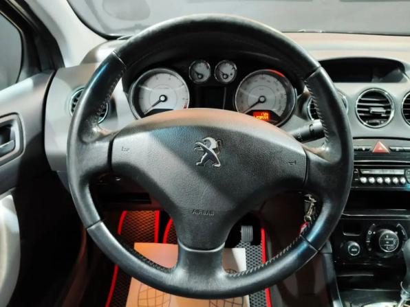 Peugeot 408 I с пробегом 2012 года, цена 435 000 рублей, 208558 км, седан, Автокод Объявления