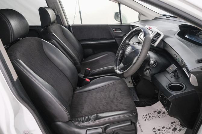 Honda Freed I Рестайлинг 2 с пробегом 2015 года, цена 1 189 000 рублей, 187507 км, компактвэн, Автокод Объявления