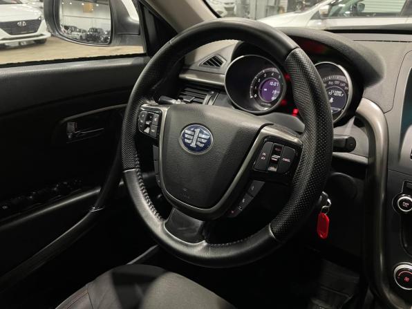 FAW Besturn X80 I с пробегом 2017 года, цена 998 000 рублей, 111877 км, внедорожник, Автокод Объявления
