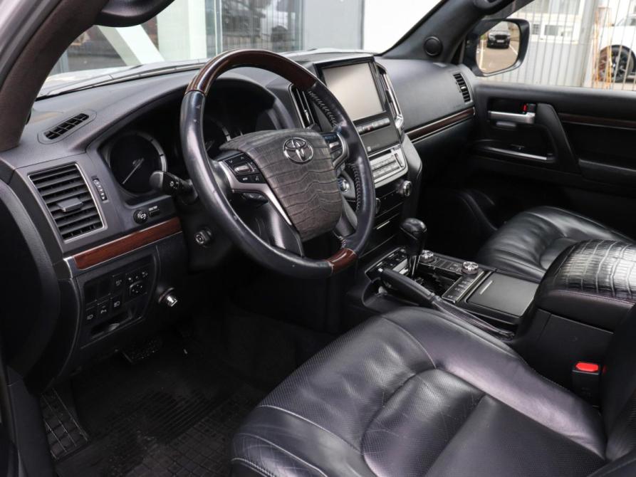 Toyota Land Cruiser 200 Series Рестайлинг 2 Химки  - изображение 7