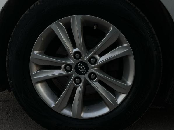 Hyundai Sonata VI (YF) с пробегом 2011 года, цена 920 000 рублей, 260000 км, седан, Автокод Объявления