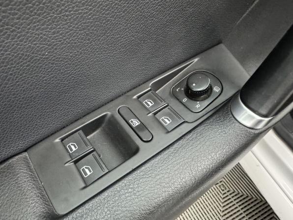 Volkswagen Passat B7 с пробегом 2012 года, цена 1 060 000 рублей, 192285 км, седан, Автокод Объявления