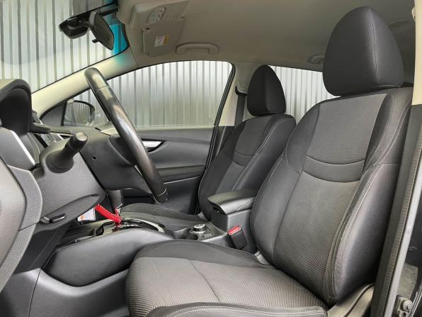 Nissan Qashqai II с пробегом 2017 года, цена 1 600 000 рублей, 165511 км, внедорожник, Автокод Объявления