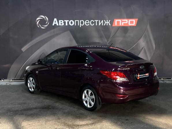 Hyundai Solaris I с пробегом 2013 года, цена 730 000 рублей, 236322 км, седан, Автокод Объявления
