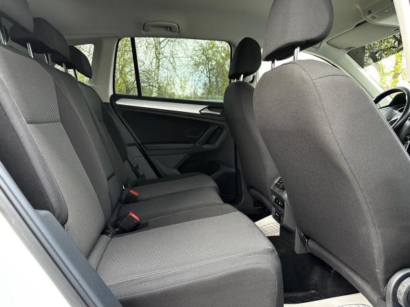 Volkswagen Tiguan II Рестайлинг с пробегом 2021 года, цена 3 099 000 рублей, 62042 км, внедорожник, Автокод Объявления