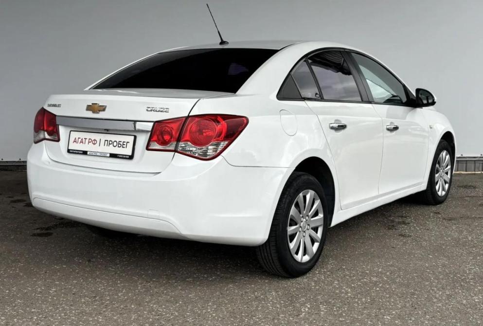 Chevrolet Cruze I Киров  - изображение 5