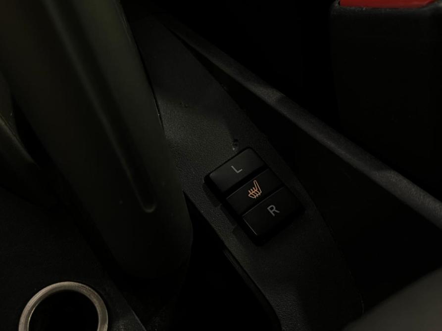 Toyota Auris I Челябинск  - изображение 12