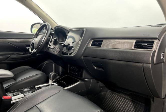 Mitsubishi Outlander III Рестайлинг 3 с пробегом 2019 года, цена 2 350 000 рублей, 164577 км, внедорожник, Автокод Объявления