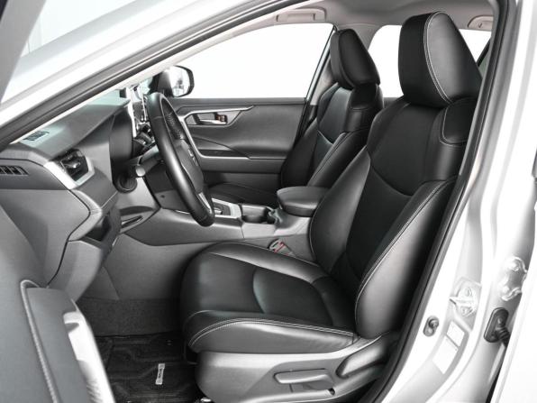 Toyota RAV4 V (XA50) с пробегом 2020 года, цена 3 269 000 рублей, 83500 км, внедорожник, Автокод Объявления
