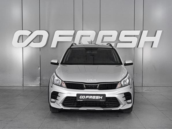 Kia Rio IV Рестайлинг с пробегом 2022 года, цена 1 689 000 рублей, 50830 км, хэтчбек, Автокод Объявления