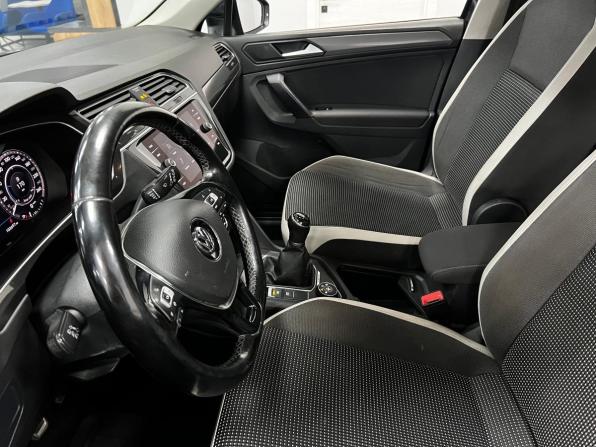 Volkswagen Tiguan II с пробегом 2018 года, цена 2 590 000 рублей, 103695 км, внедорожник, Автокод Объявления