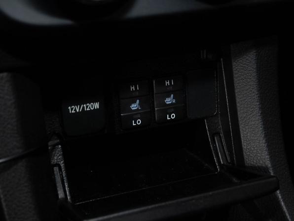 Toyota Corolla XI (E160 E170 E180) с пробегом 2013 года, цена 900 000 рублей, 221960 км, седан, Автокод Объявления
